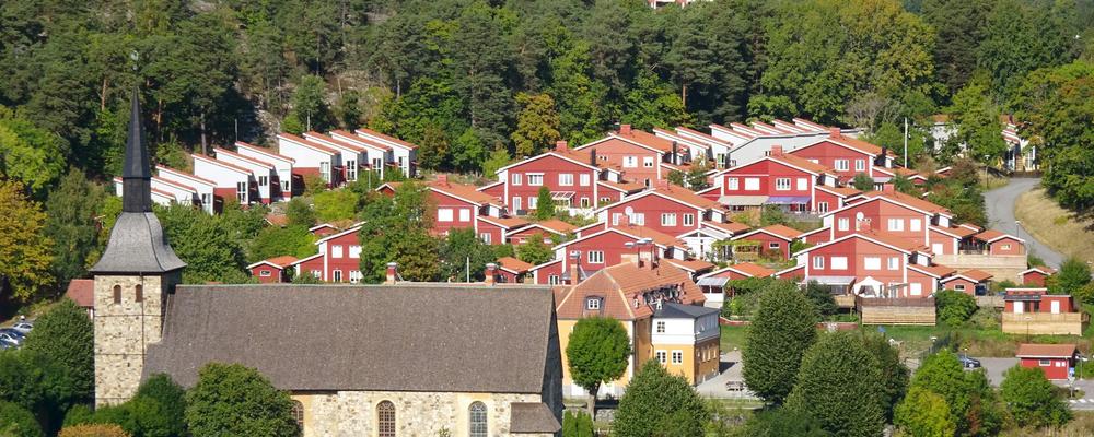 A scenic view of buildings and nature in Botkyrka municipality 